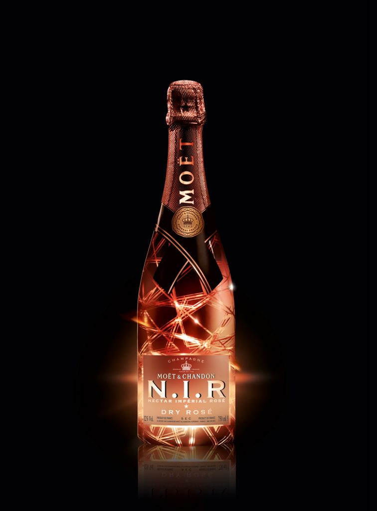 moet-chandon-necktar-imperial-rose-dry-luminous-bottle